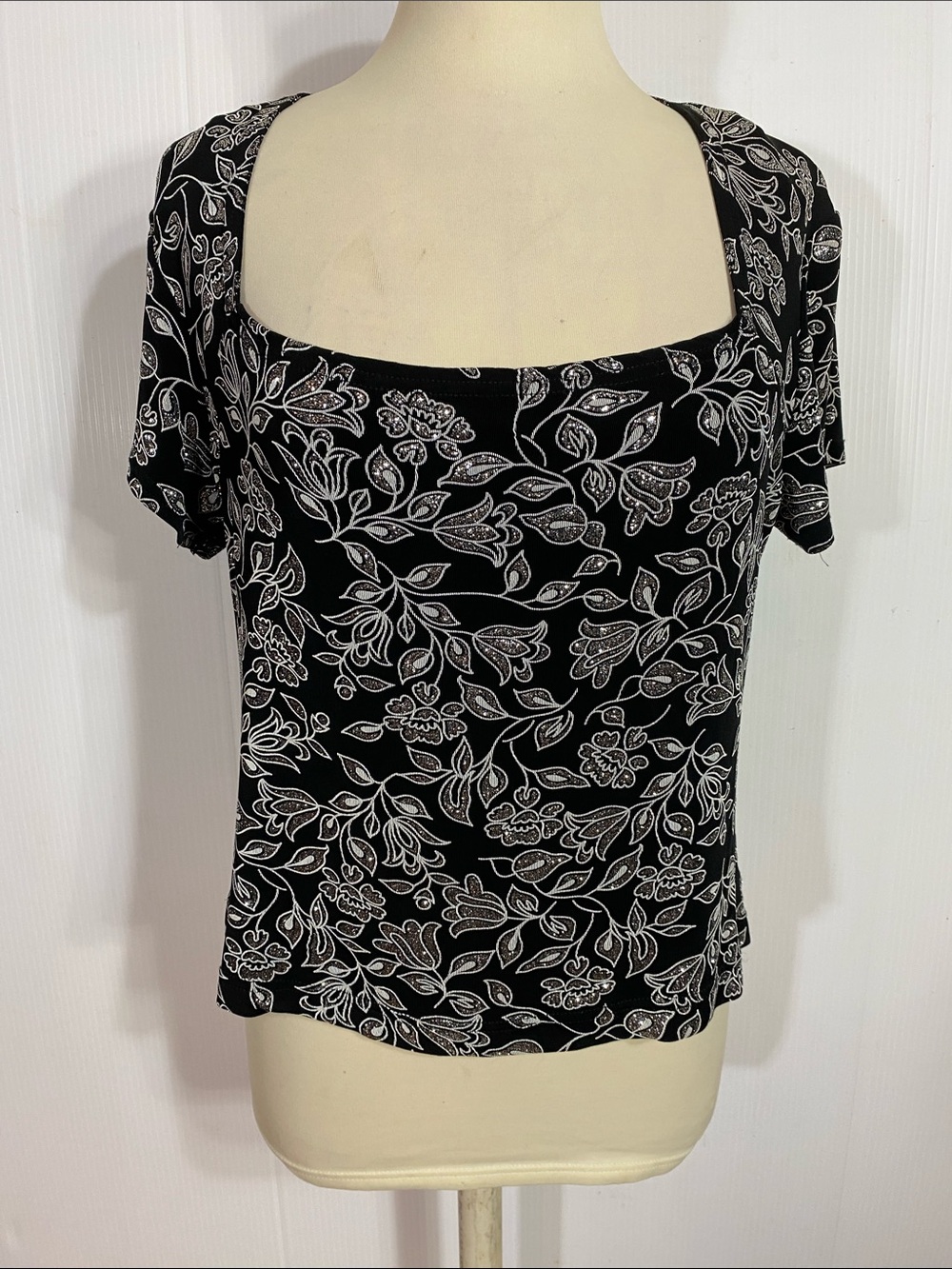 Women's Black Sparkles Floral Square Neck Tops Ronni Nicole